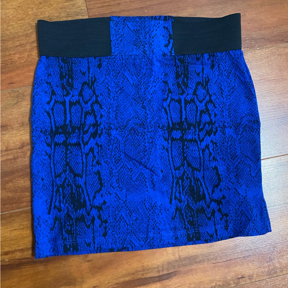 Blue and Black Patterned Women's Mini Skirt